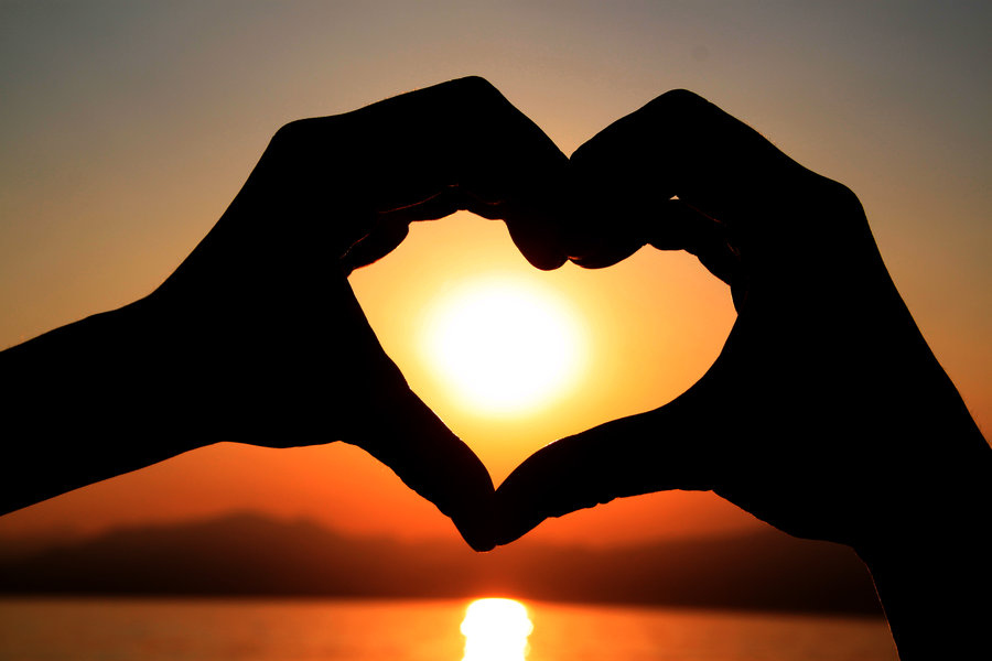 2 用心做事，真情服務(wù).jpg